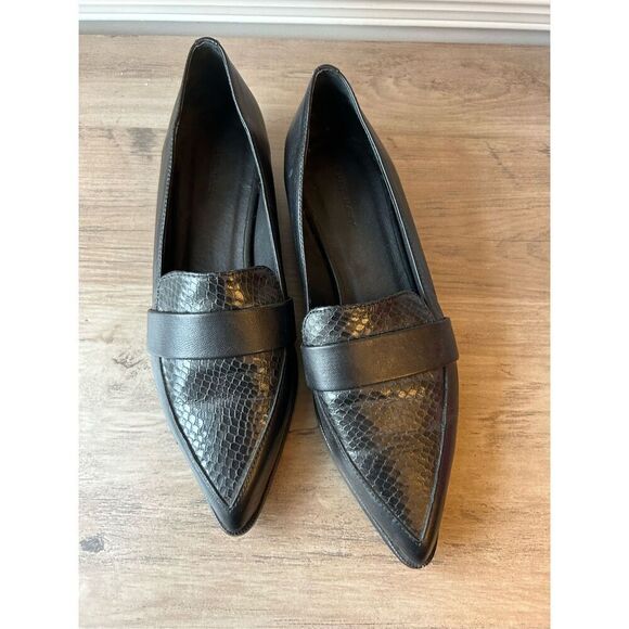Pure Navy Pointy Toe Loafers Snake Pattern size 38 / 7.5 Black made in Spain - Picture 2 of 8